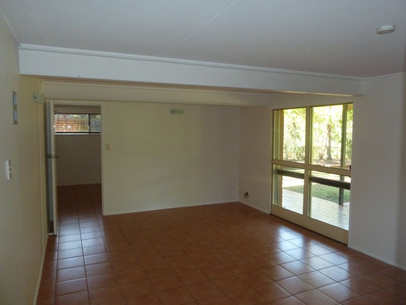 21 THISTLE STREET, Ormiston QLD 4160