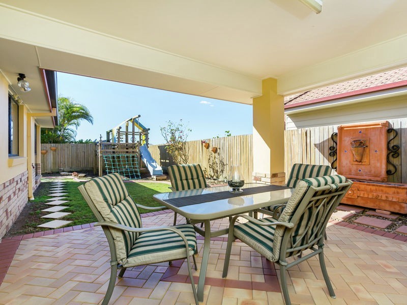 5 Ensign St, Carindale QLD 4152