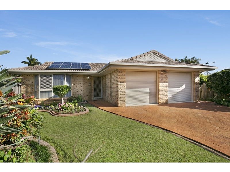 5 Warnick Court, Victoria Point QLD 4165