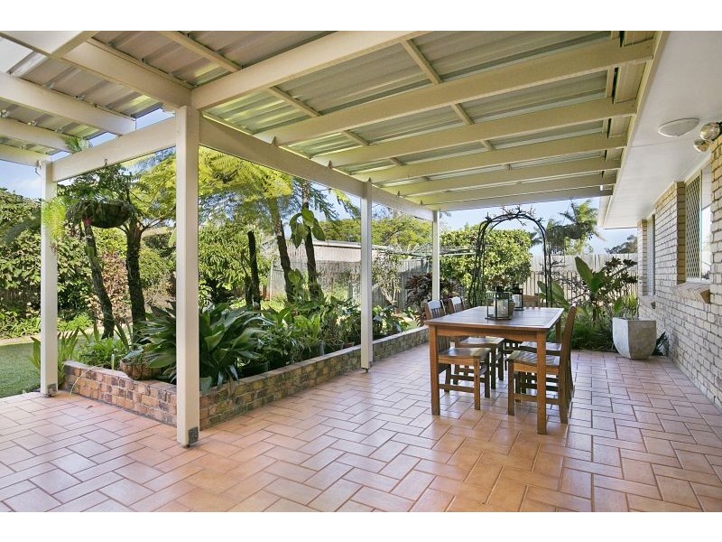 5 Warnick Court, Victoria Point QLD 4165