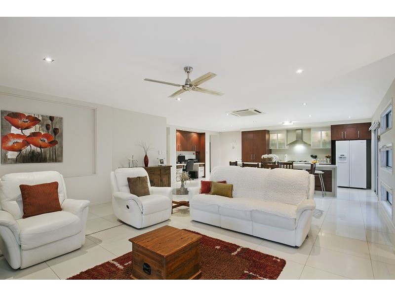 49 Ribonwood Street, Thornlands QLD 4164