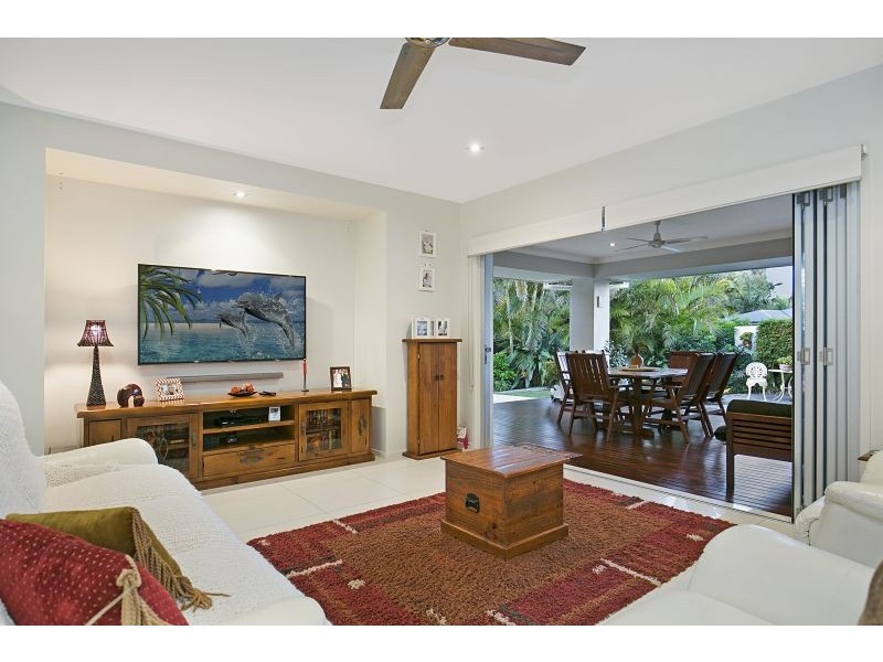 49 Ribonwood Street, Thornlands QLD 4164