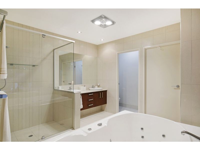 49 Ribonwood Street, Thornlands QLD 4164