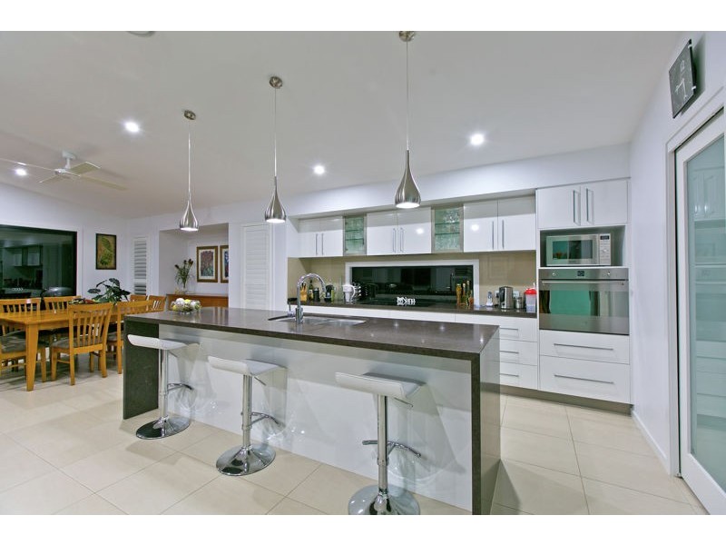 227 Main Road, Wellington Point QLD 4160