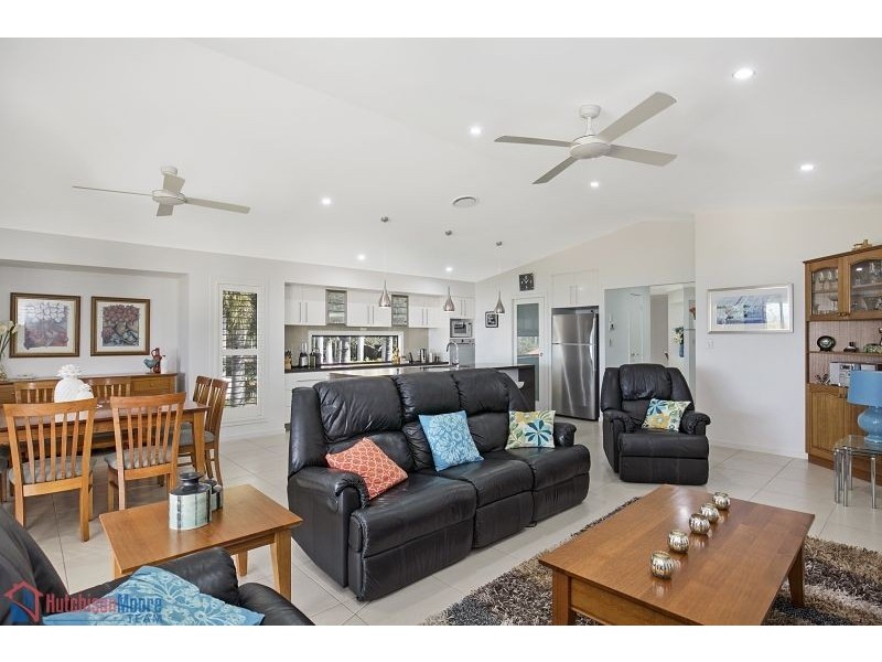 227 Main Road, Wellington Point QLD 4160