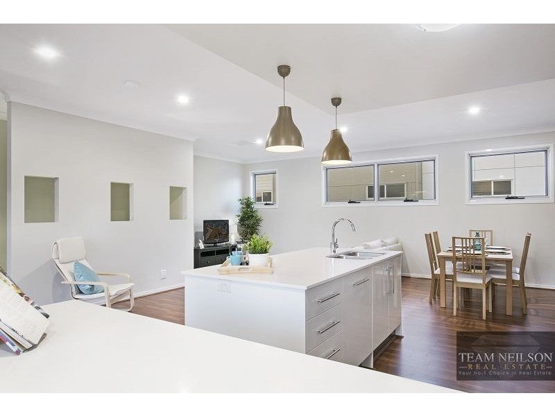 4/16 Bainbridge Street, Ormiston QLD 4160