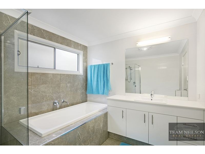 4/16 Bainbridge Street, Ormiston QLD 4160