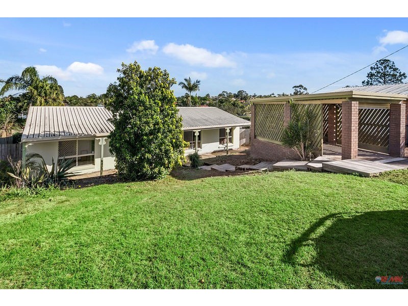 17 Cornwall Cr, Alexandra Hills QLD 4161