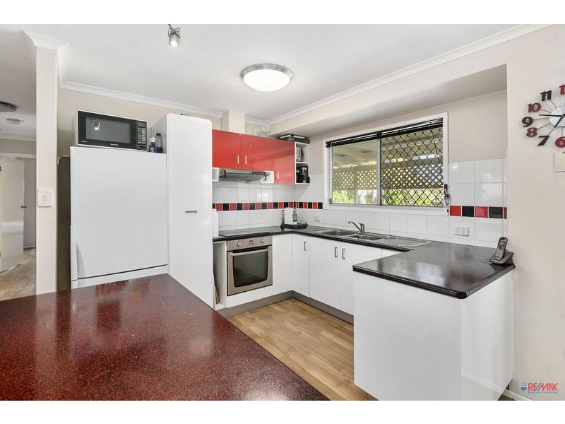 17 Cornwall Cr, Alexandra Hills QLD 4161