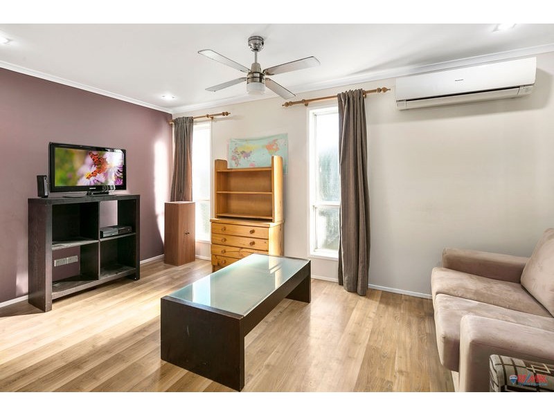 17 Cornwall Cr, Alexandra Hills QLD 4161