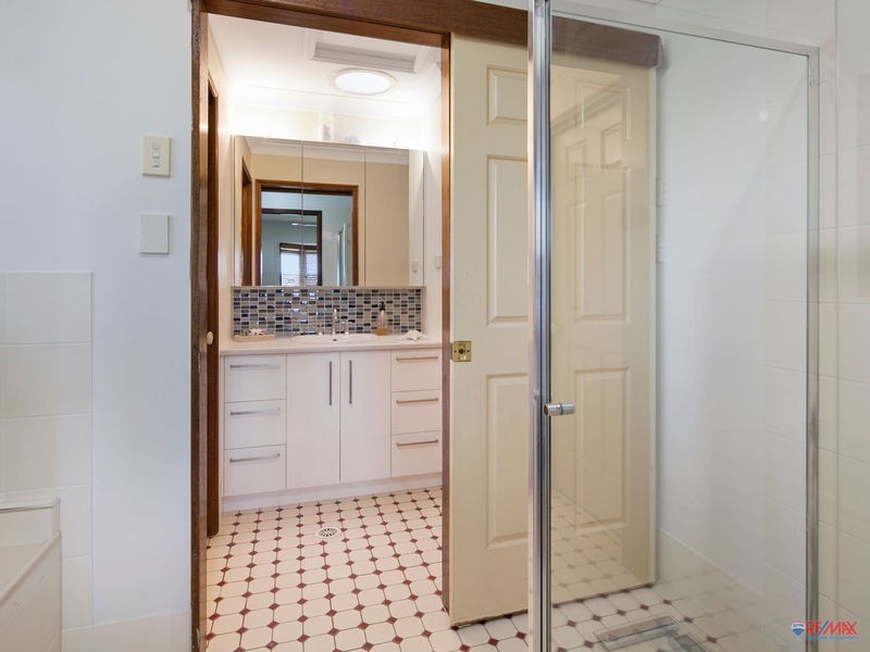 284 Main Road, Wellington Point QLD 4160