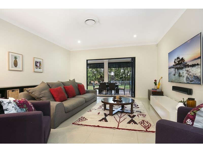 26 Alkoomie Street, Wynnum QLD 4178