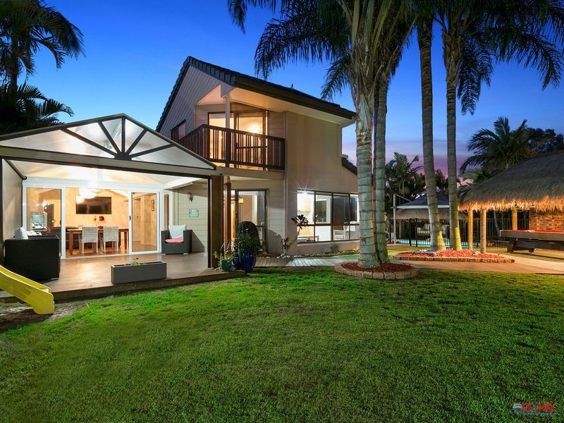 67 Dorsal Drive, Birkdale QLD 4159