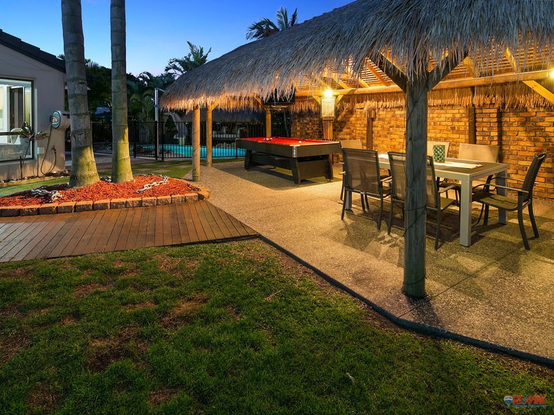 67 Dorsal Drive, Birkdale QLD 4159