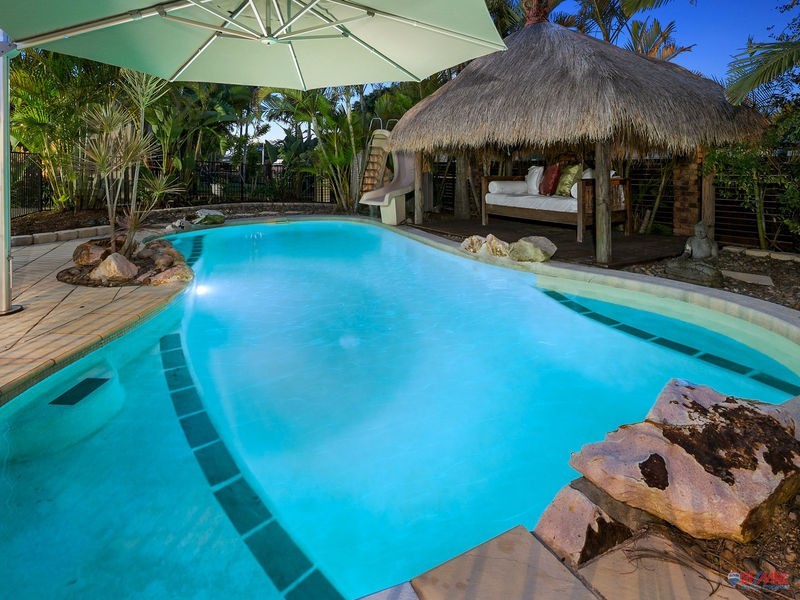 67 Dorsal Drive, Birkdale QLD 4159