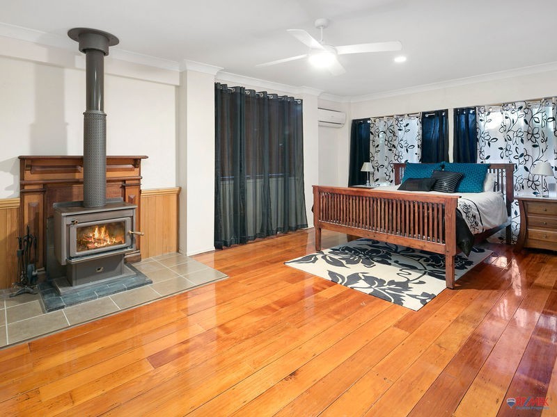 67 Dorsal Drive, Birkdale QLD 4159