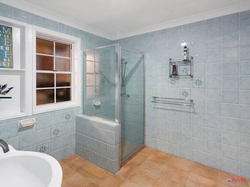 67 Dorsal Drive, Birkdale QLD 4159