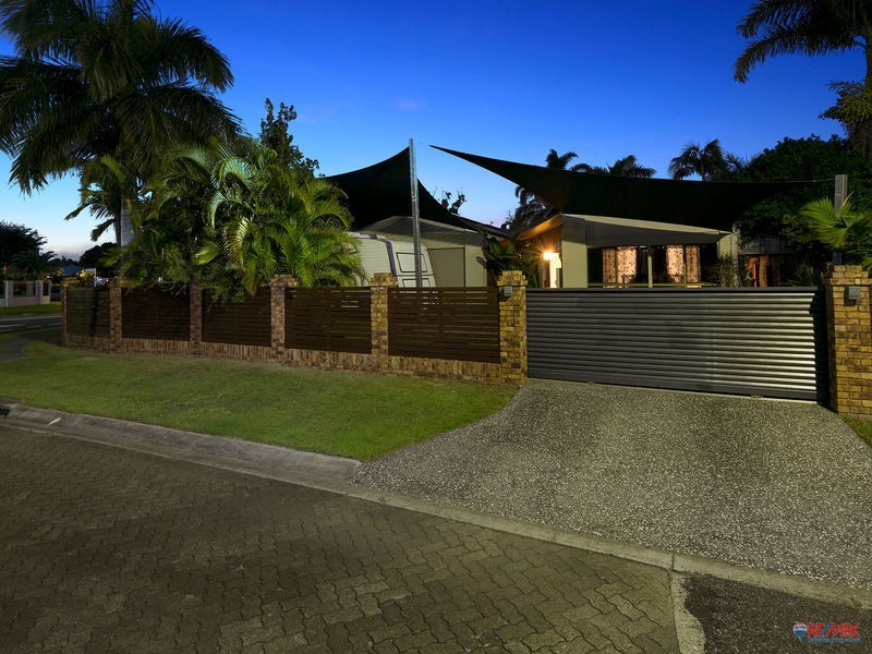 67 Dorsal Drive, Birkdale QLD 4159