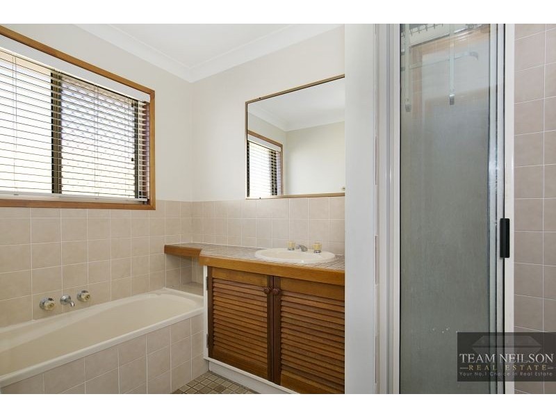 218 James Street, Redland Bay QLD 4165