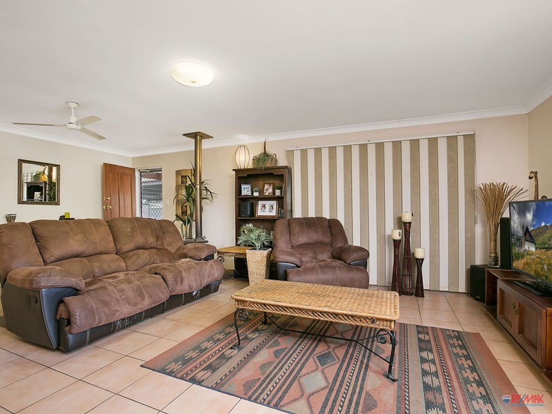 16 Hampshire Cr, Alexandra Hills QLD 4161