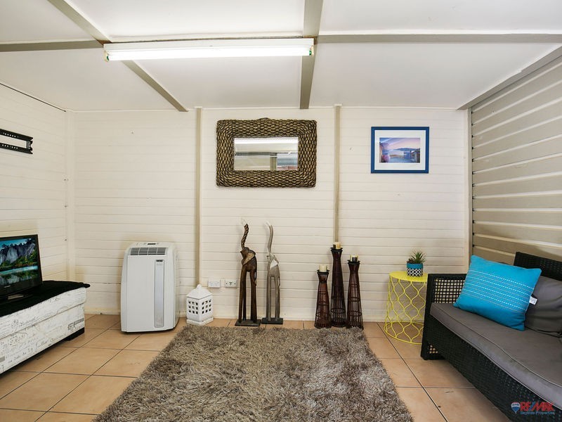16 Hampshire Cr, Alexandra Hills QLD 4161