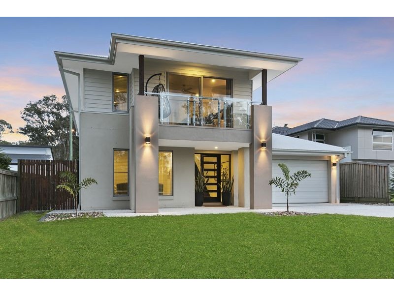 16 Lydia Place, Gumdale QLD 4154