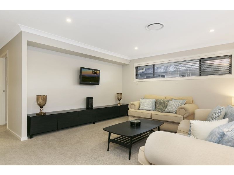 16 Lydia Place, Gumdale QLD 4154