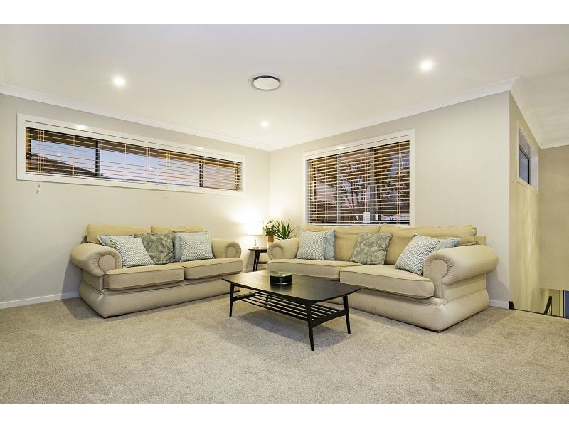 16 Lydia Place, Gumdale QLD 4154