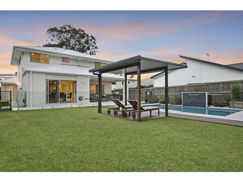 16 Lydia Place, Gumdale QLD 4154