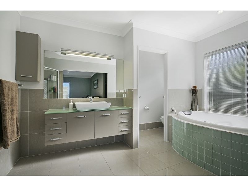 1 Sandune Place, Thornlands QLD 4164