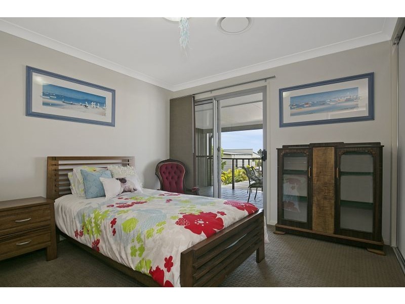 1 Sandune Place, Thornlands QLD 4164