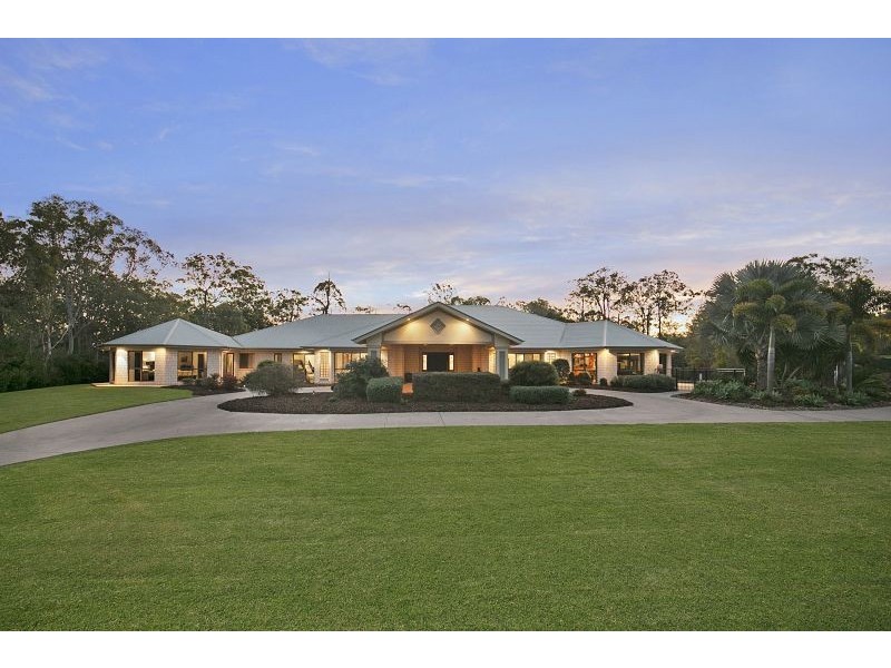 1 Honeysuckle Court, Cornubia QLD 4130