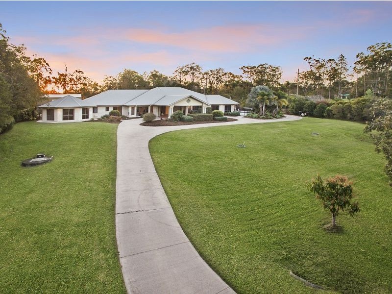 1 Honeysuckle Court, Cornubia QLD 4130