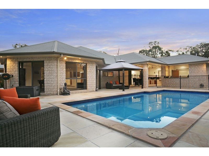 1 Honeysuckle Court, Cornubia QLD 4130