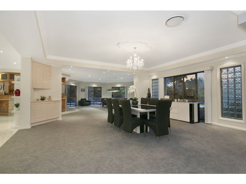 1 Honeysuckle Court, Cornubia QLD 4130