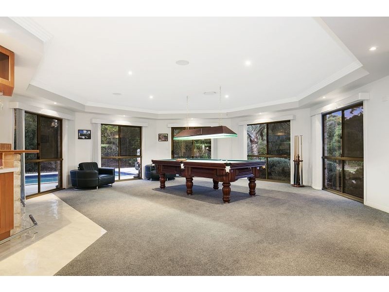 1 Honeysuckle Court, Cornubia QLD 4130