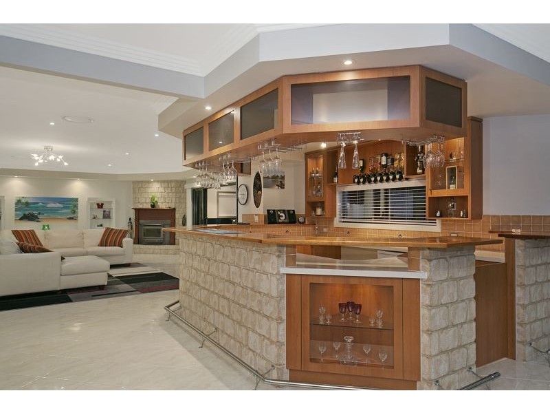 1 Honeysuckle Court, Cornubia QLD 4130