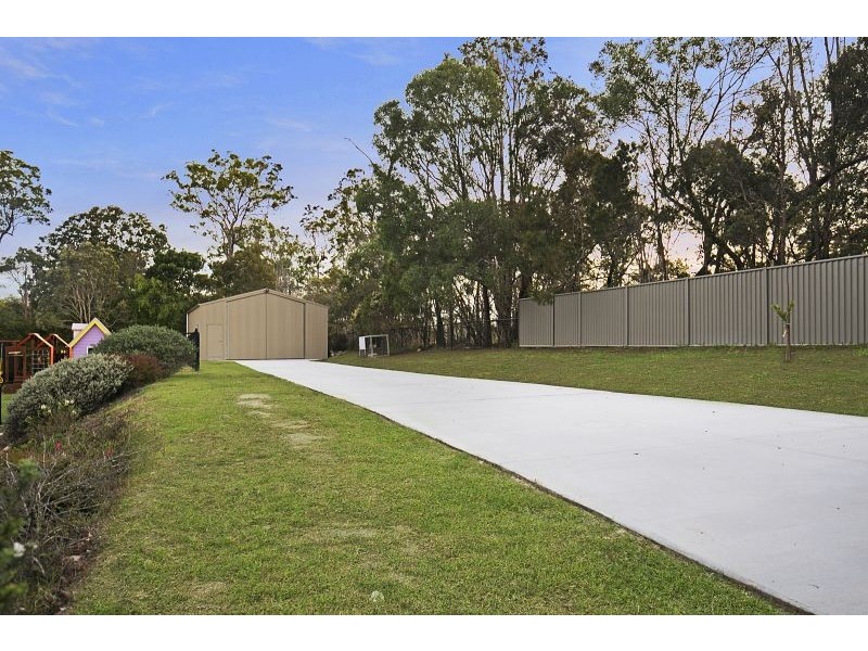 1 Honeysuckle Court, Cornubia QLD 4130