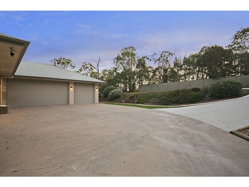 1 Honeysuckle Court, Cornubia QLD 4130