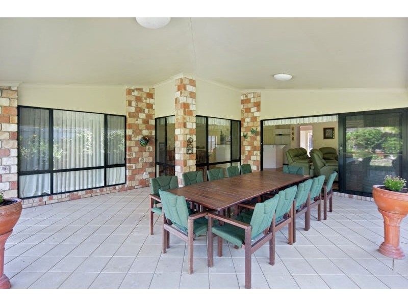 33 Gretchen Cct, Thornlands QLD 4164