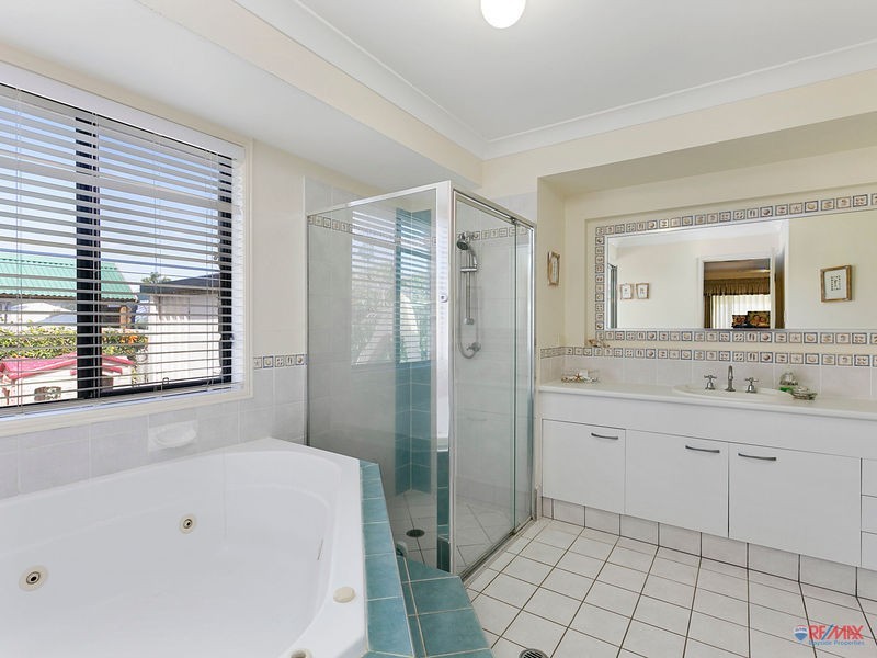 33 Gretchen Cct, Thornlands QLD 4164