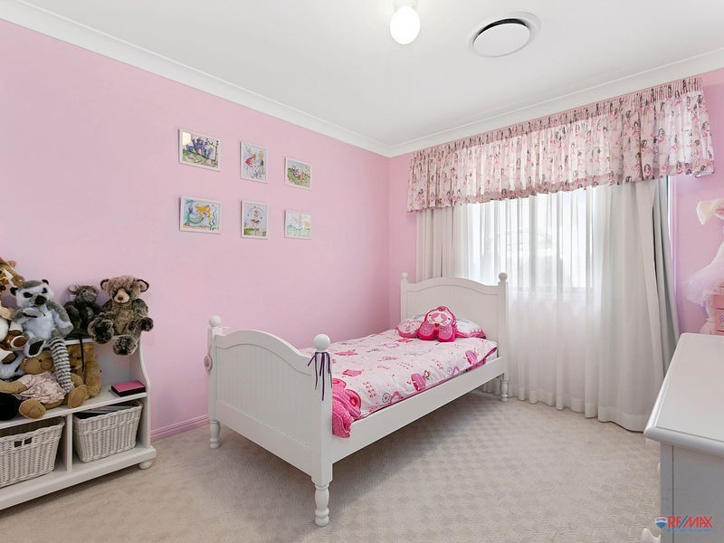 33 Gretchen Cct, Thornlands QLD 4164