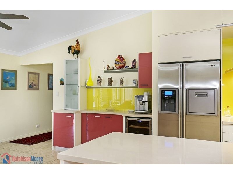 9 Kate Court, Victoria Point QLD 4165