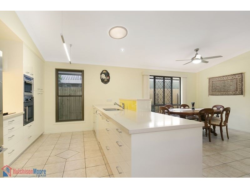 9 Kate Court, Victoria Point QLD 4165