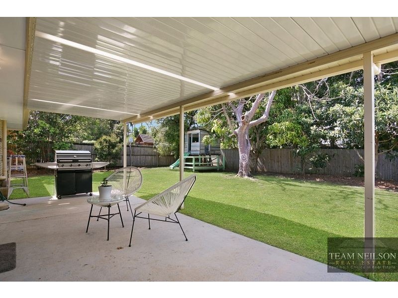 16 Gwingarra Street, Wellington Point QLD 4160