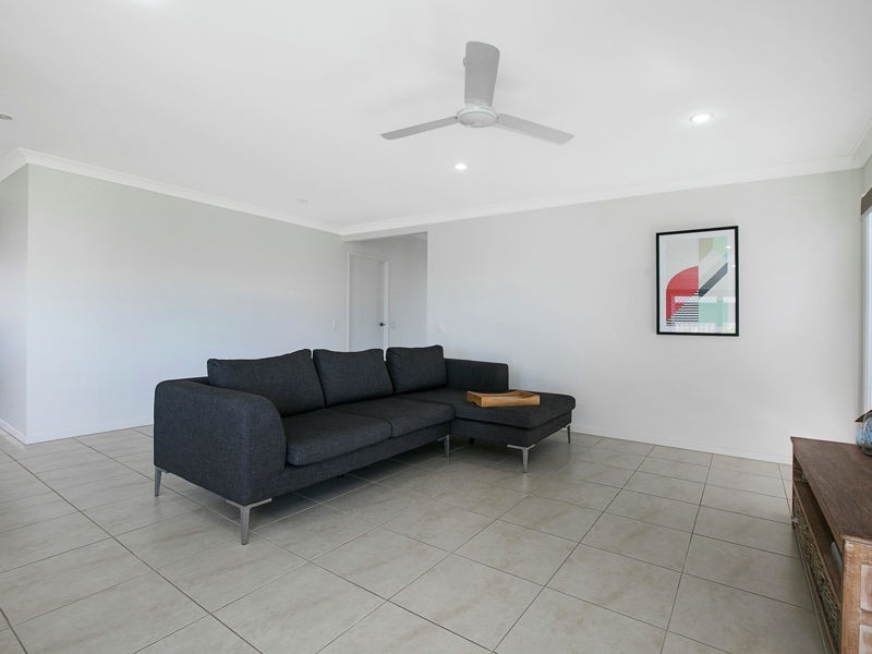 7 Rowe Cres, Thornlands QLD 4164