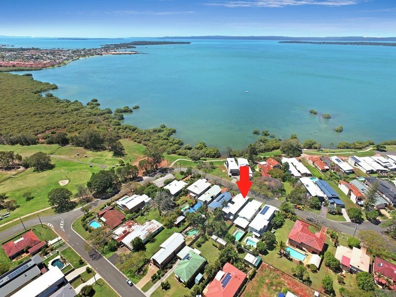 13 Broadwater Terrace, Redland Bay QLD 4165