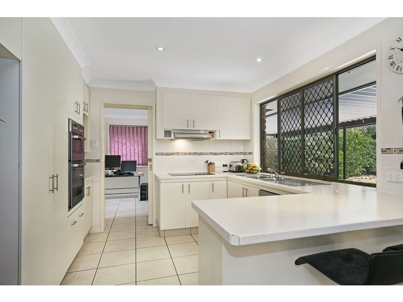 10 Howlett Road, Capalaba QLD 4157