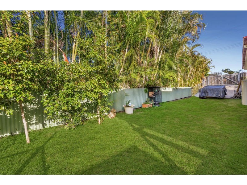 323 Preston Road, Wynnum West QLD 4178
