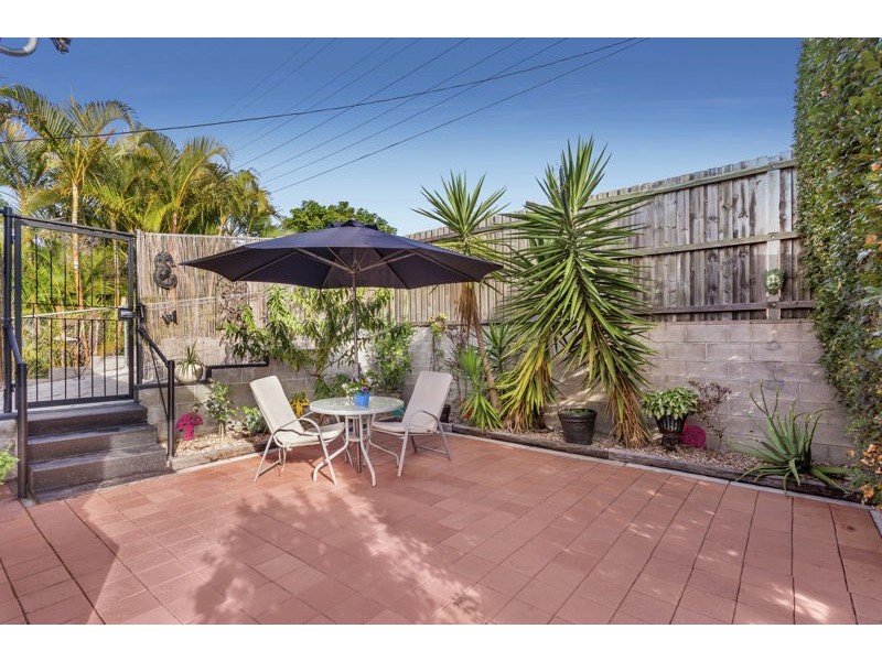323 Preston Road, Wynnum West QLD 4178